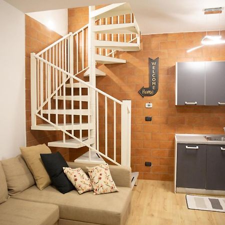 Apartamento Sweet House Meda Milán Exterior foto